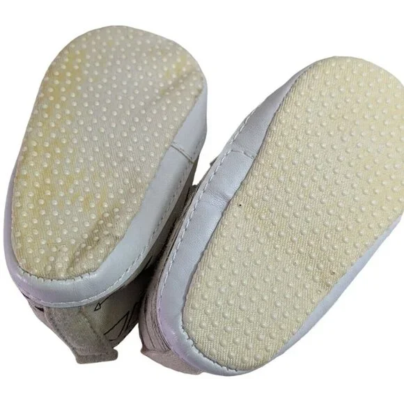 Baby Gear size 6 to 9 Months Arrow Head Print Sneakers Crib Shoes - Picture 6 of 6